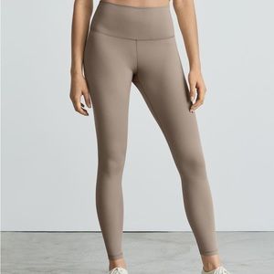 NWOT Everlane 24/7 leggings in burnt sugar size small